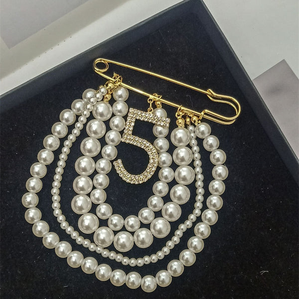 Elegant Faux Pearl Tassel Brooch Pin