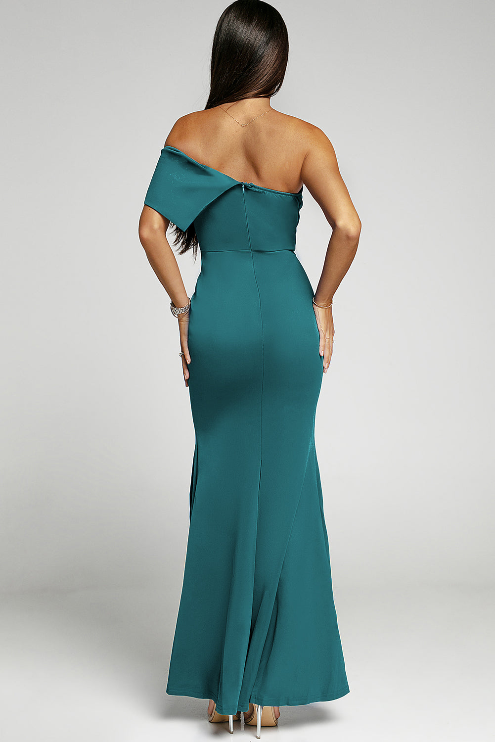 Sleek Off-Shoulder Split Fishtail Dress